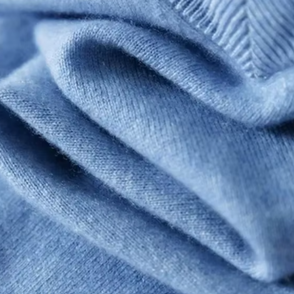 Floris | Elegant V-Neck Jumper
