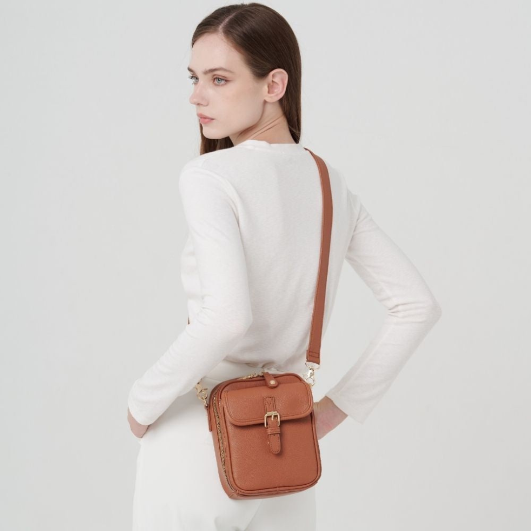 Vastra | Spacious Crossbody Bag