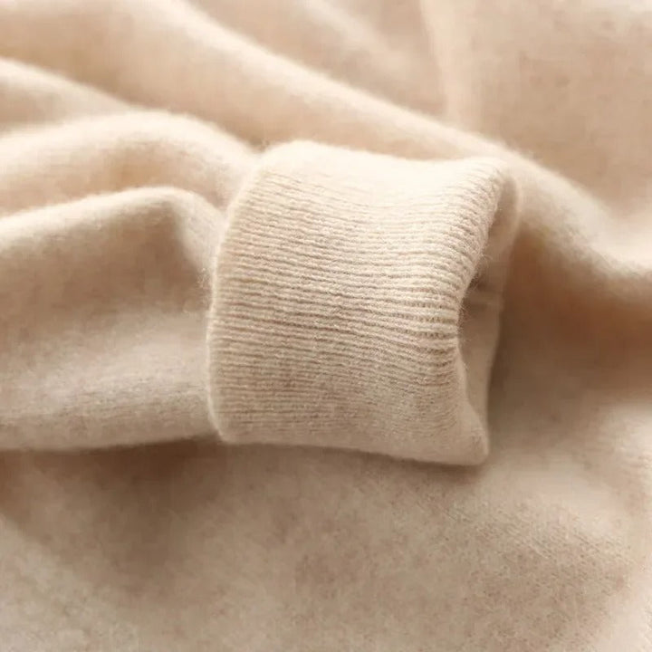 Floris | Elegant V-Neck Jumper