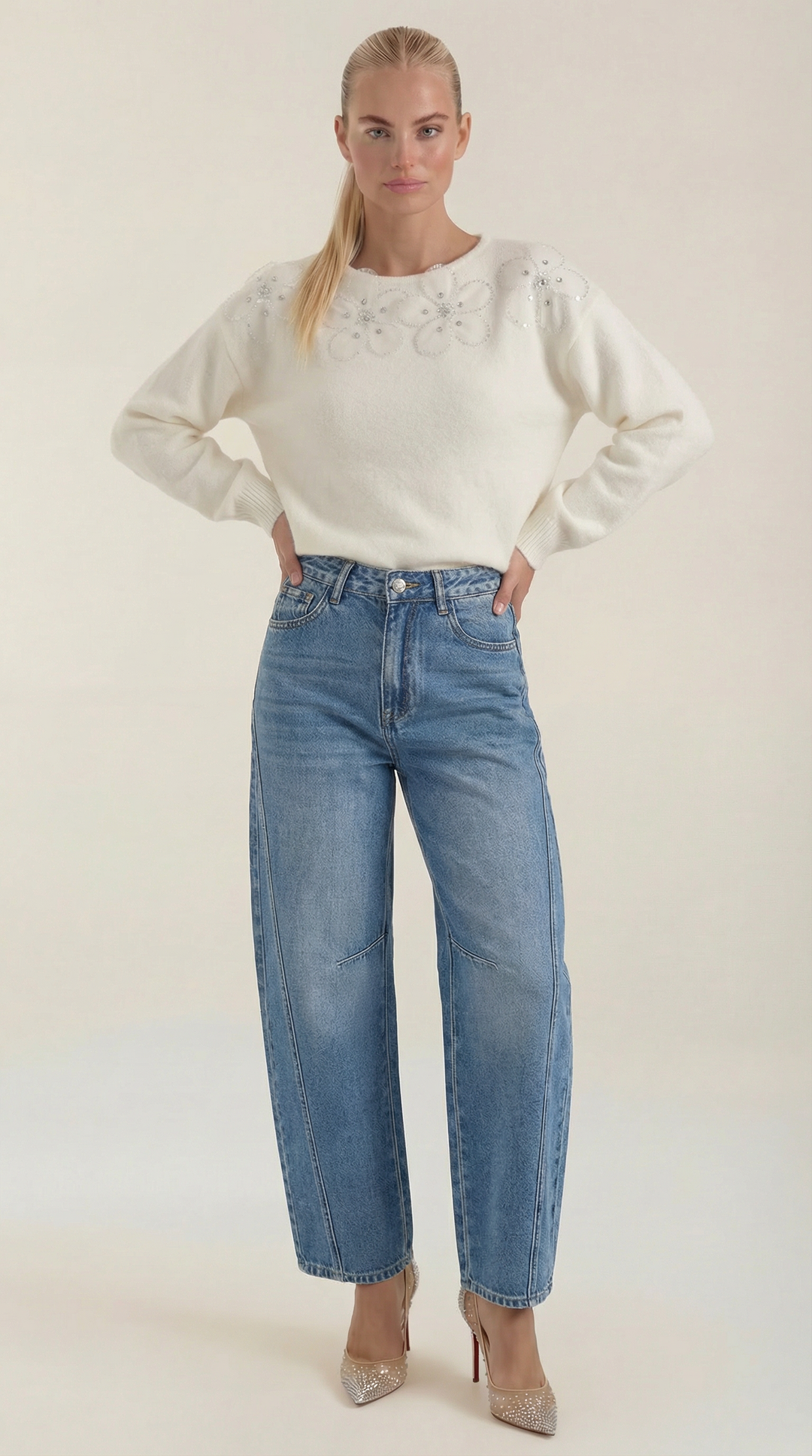 Sweater with Floral Design and Round Neck