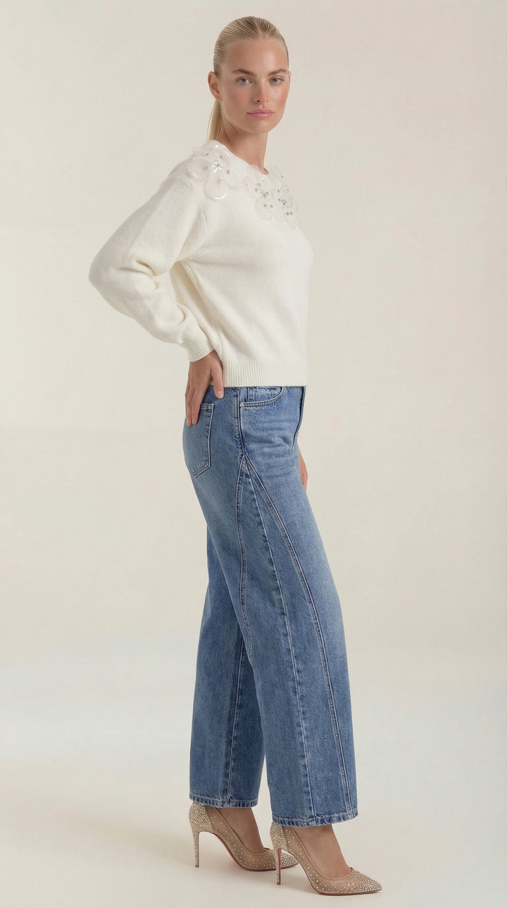 Sweater with Floral Design and Round Neck
