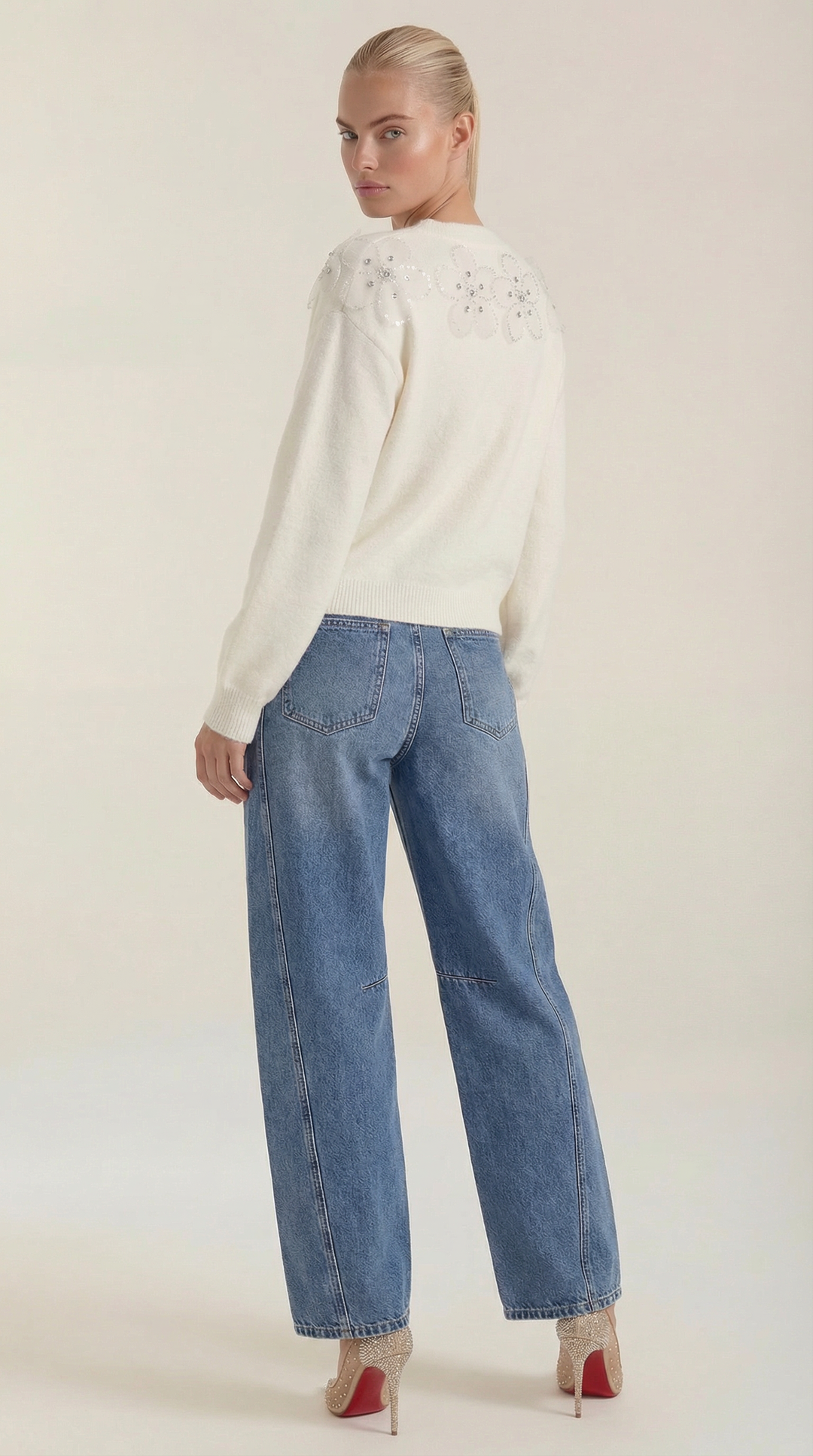 Sweater with Floral Design and Round Neck