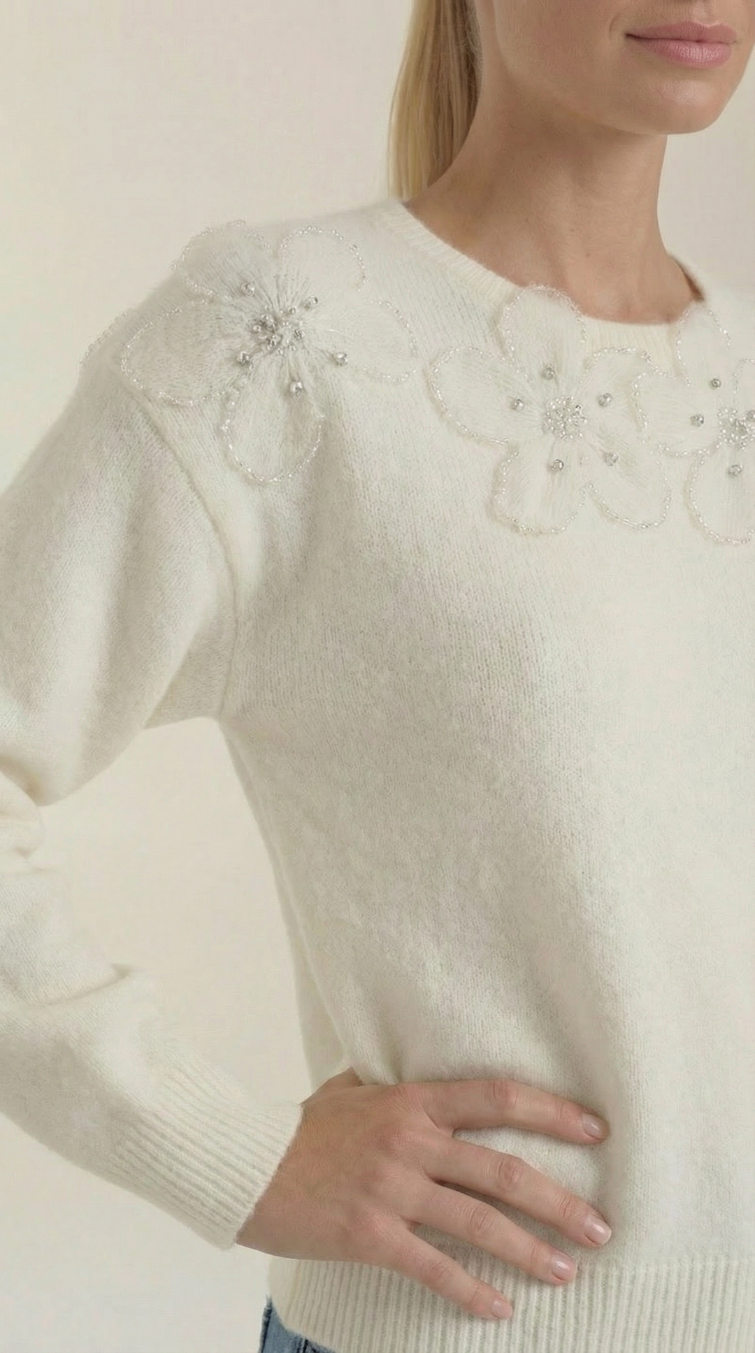 Sweater with Floral Design and Round Neck