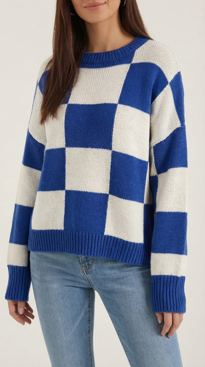 Knitted sweater with a check design