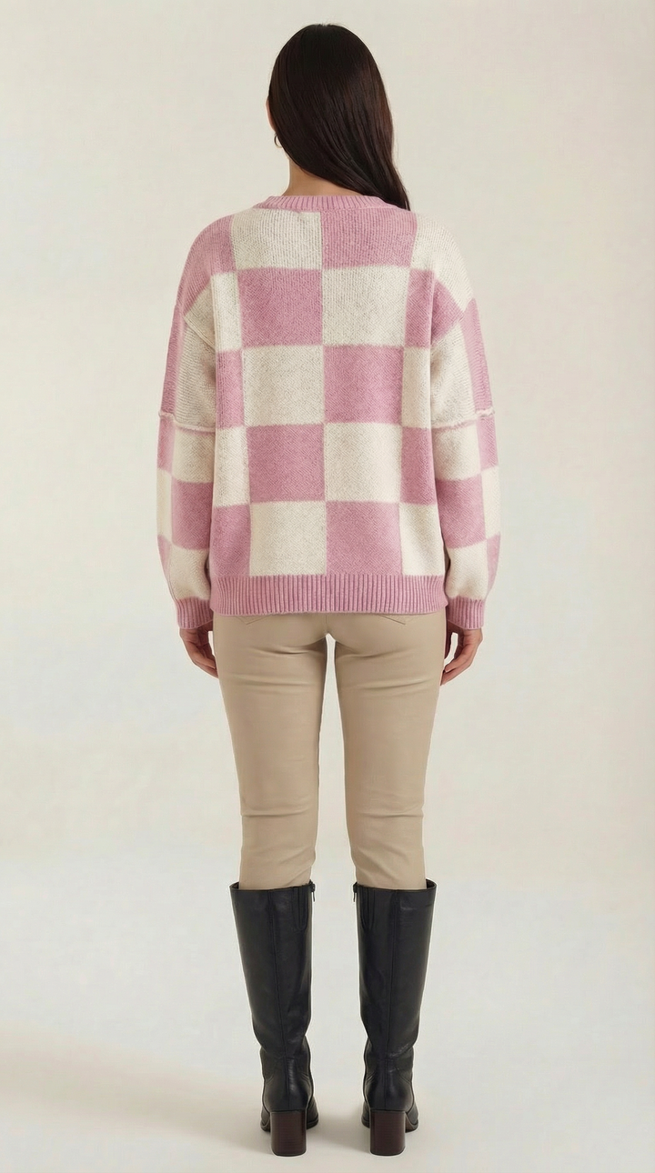 Knitted sweater with a check design