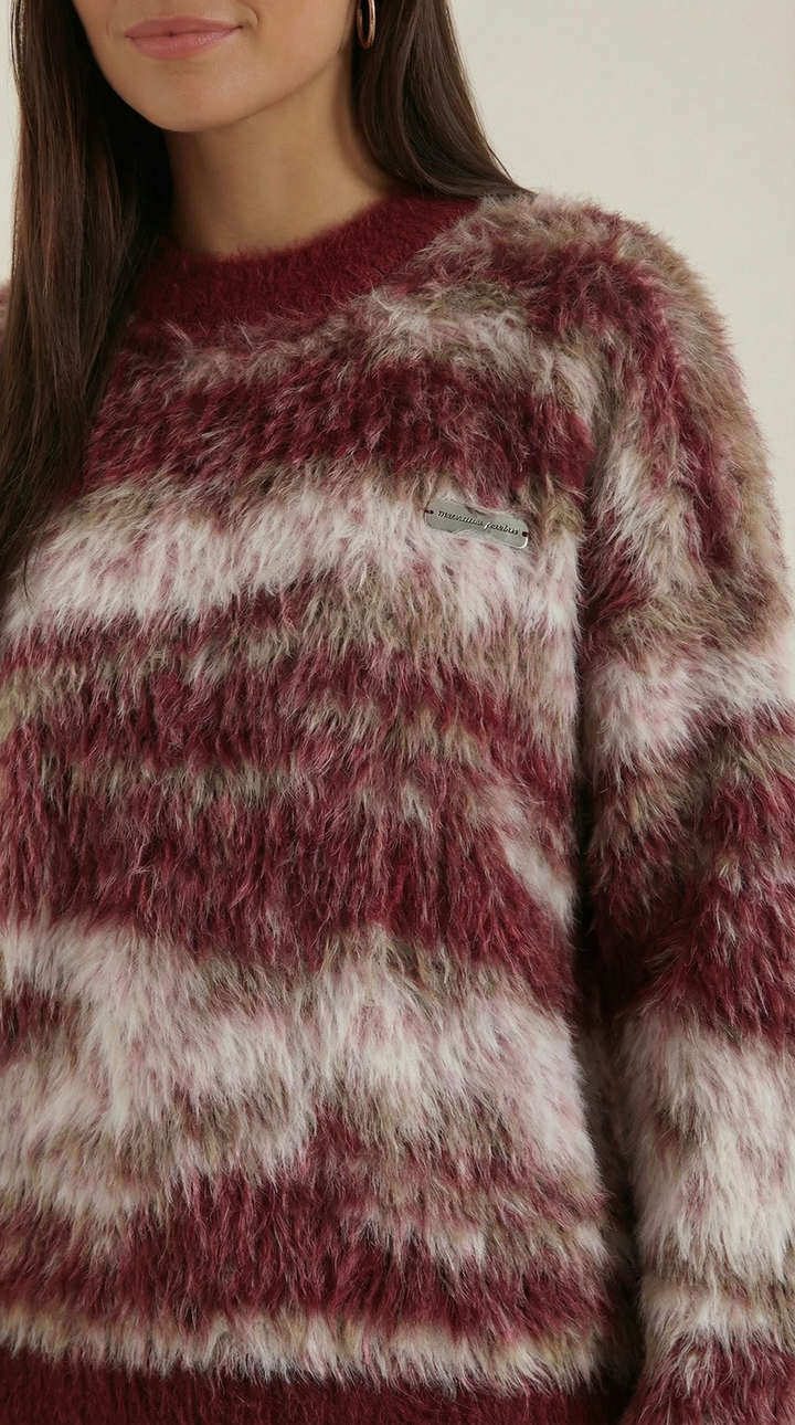 Long knit sweater with printed design