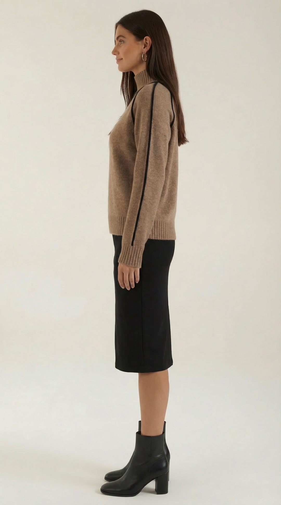 Roll-neck jumper with contrast detailing