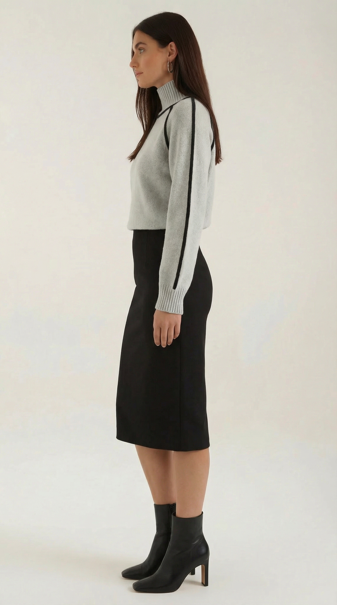 Roll-neck jumper with contrast detailing